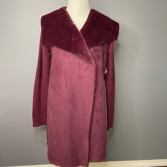NWT fever long sleeve faux fur/suede burgundy sweater wrap size Medium - Picture 1 of 5
